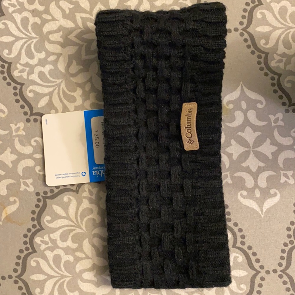 Columbia women’s winter headpiece